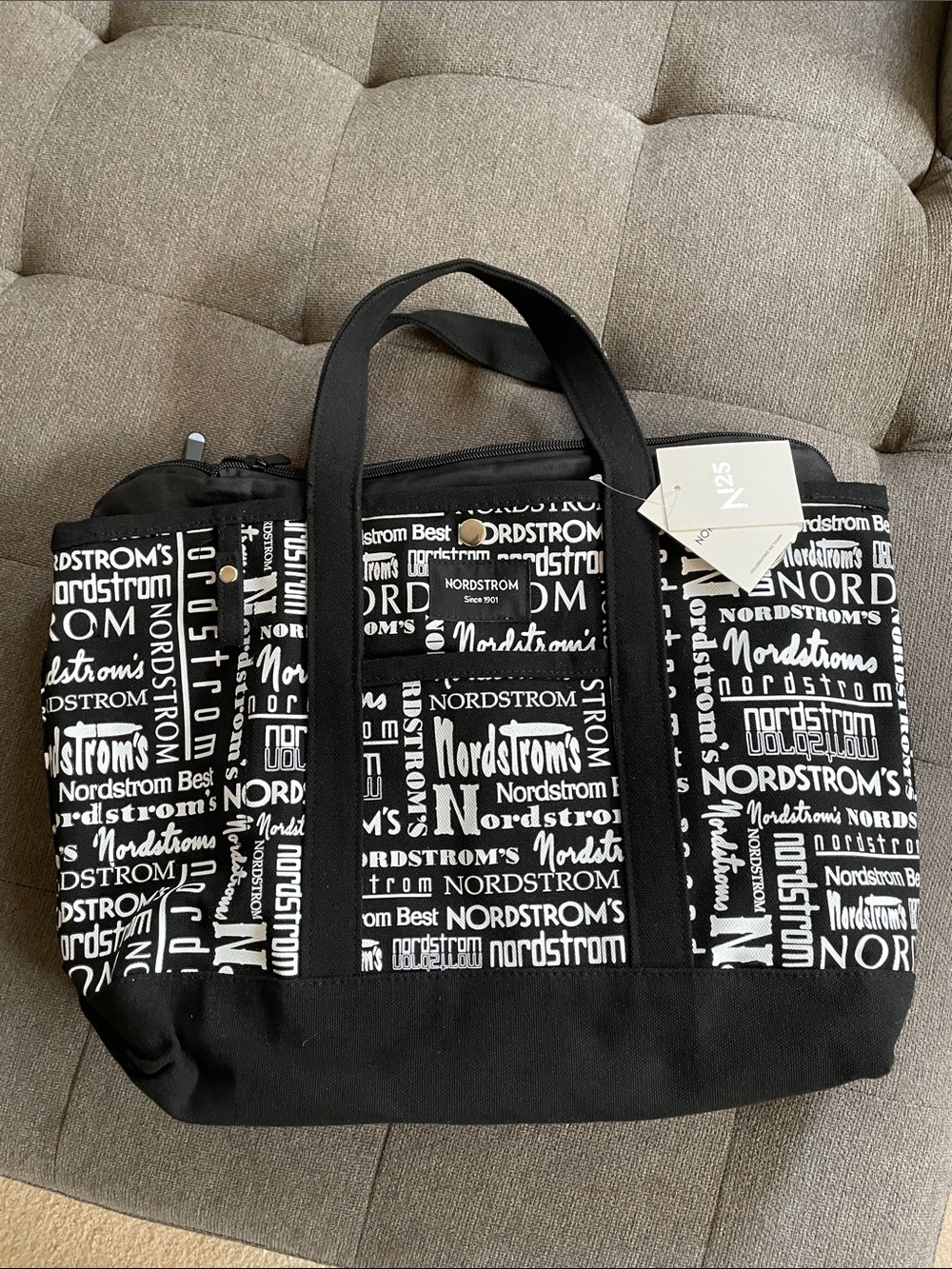 NWT Nordstrom Black and White Logo Print Laptop Travel Tote